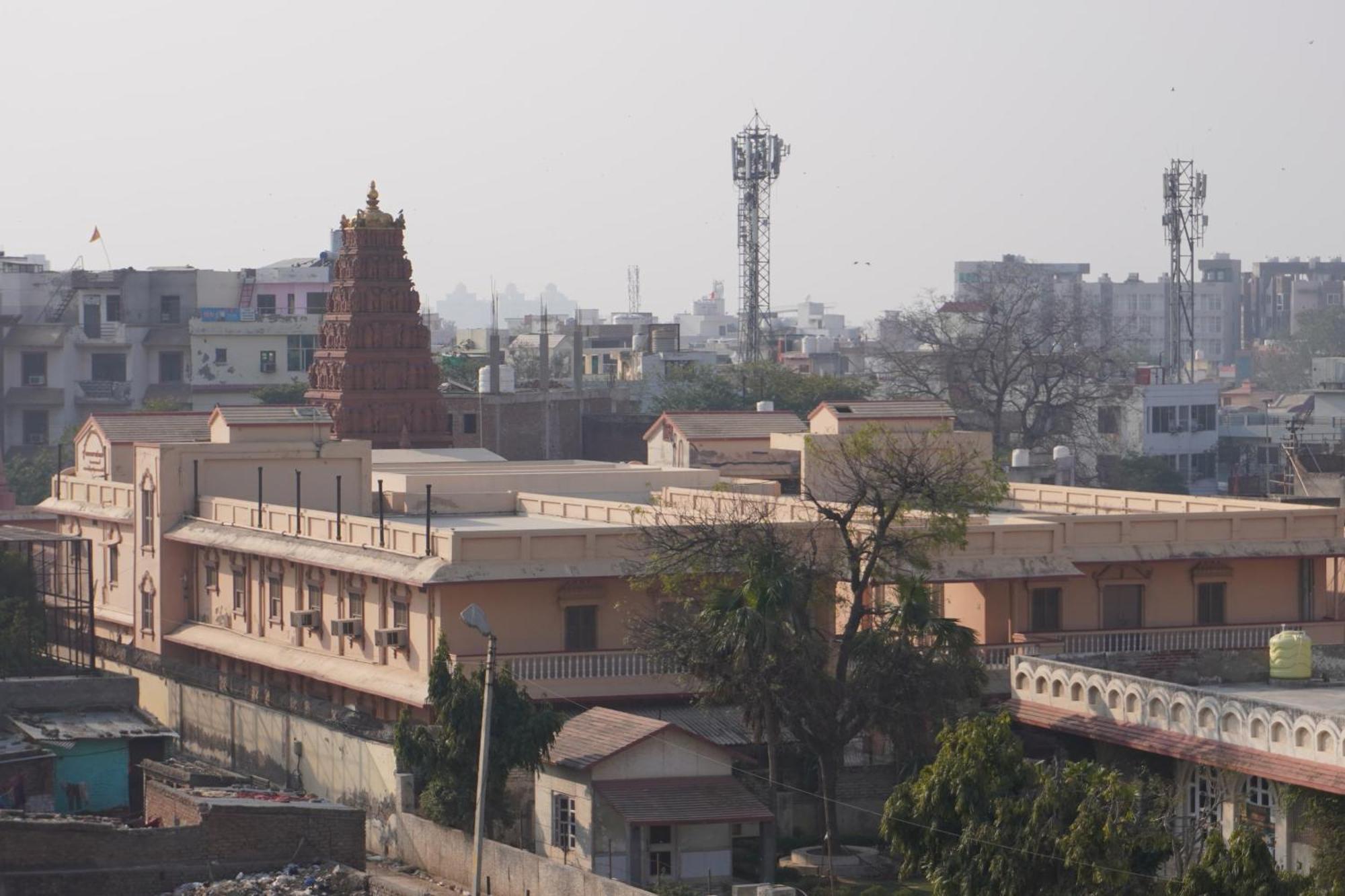 Hotel Shree Radha Rani Dham, Near Iskcon And Prem Mandir Vrindāvan Exterior foto